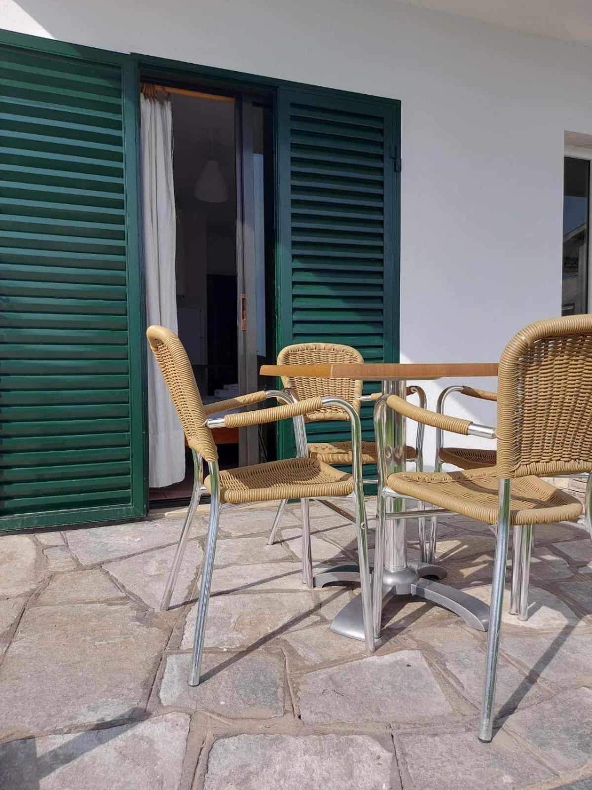 Pansion Alexandros By The Sea Aparthotel Néa Skióni Rom bilde